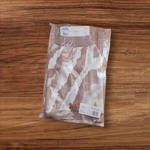 NWT Koolaburra Brown and White Dog Sweater